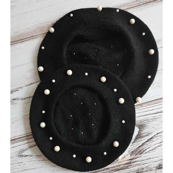 Mommy and Me Black and Pearl Beret Set - Picture 2 of 2